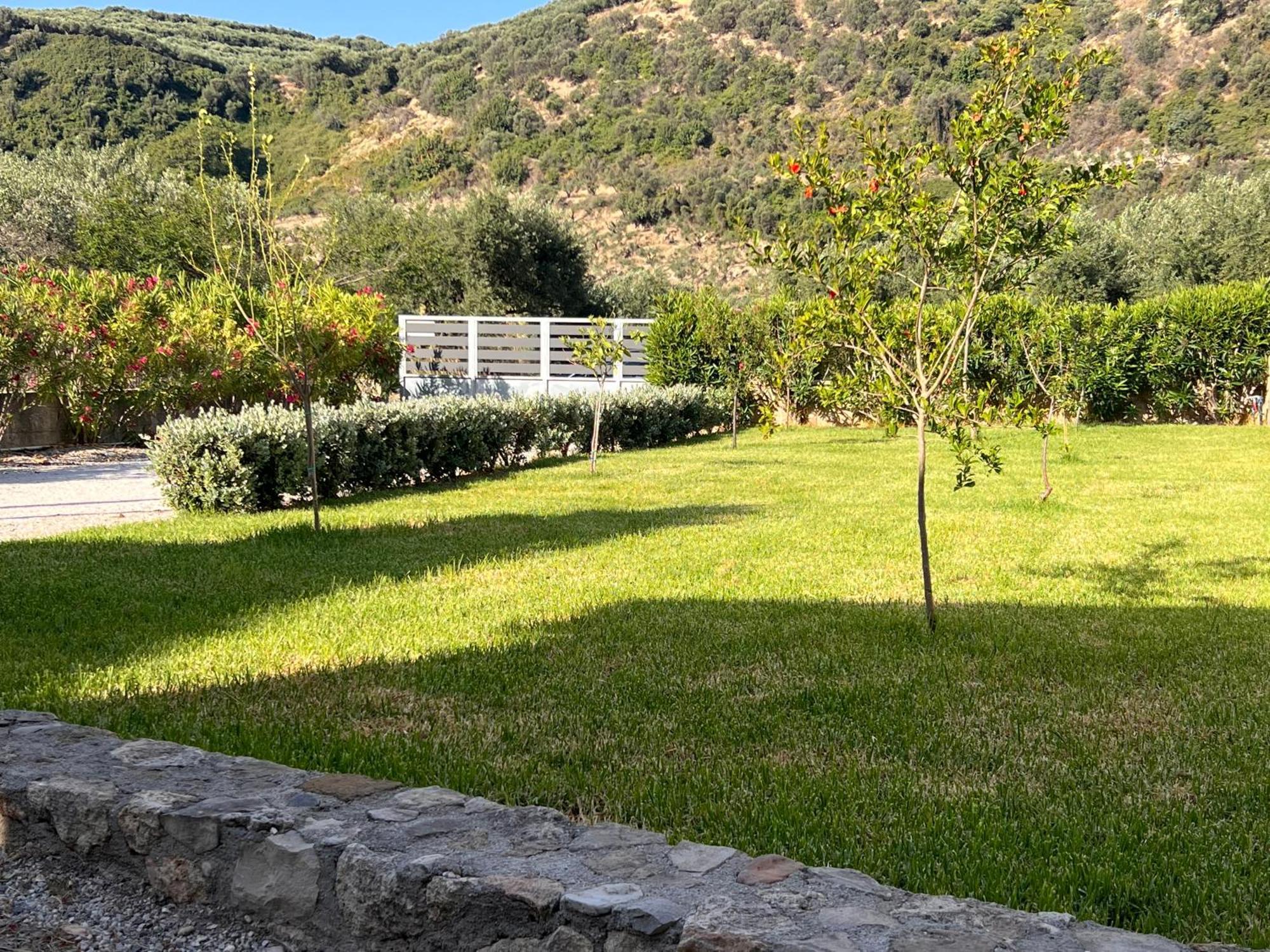 Villa Martini Kissamos Bagian luar foto